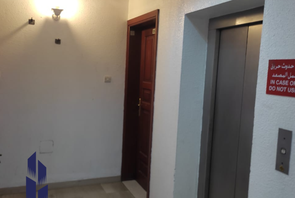 شقة في المرير غرفتين وصالة